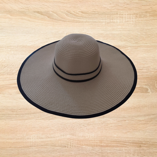 SOMBRERO DE PLAYA